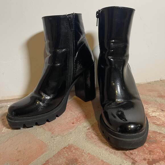 Steve Madden HOTT Black Ankle Boots 8M – Y2K Chunky Platform Heel - Picture 1 of 7